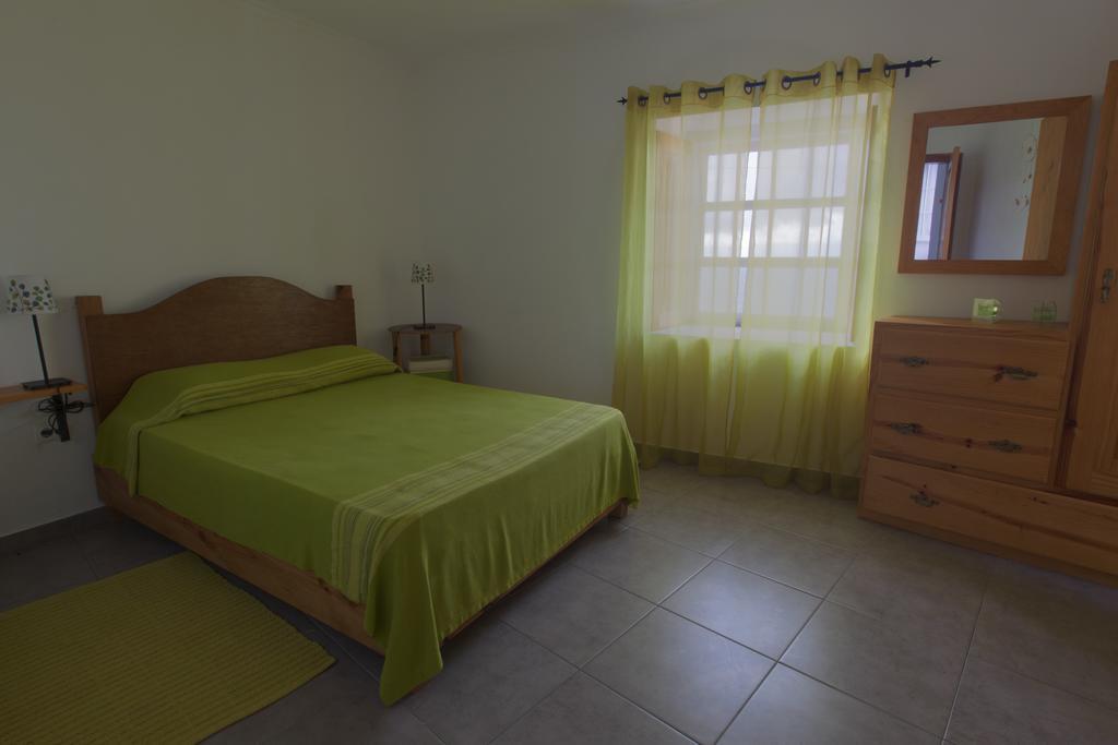 Casa Do Ze - Al Guest House Manadas Bagian luar foto